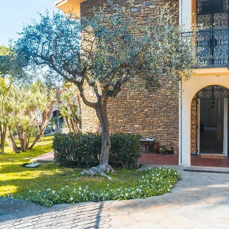 Lägenhet Lemon With Garden And Sea View By Wonderful Italy *